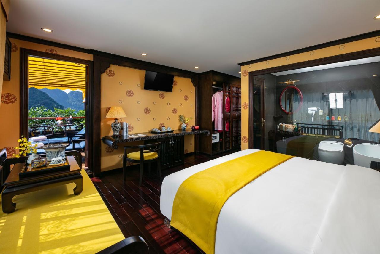 Hotel Nostalgia Halong Cruise Ha Long Zewnętrze zdjęcie