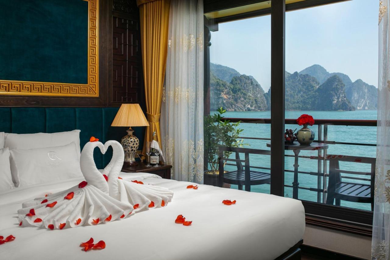 Hotel Nostalgia Halong Cruise Ha Long Zewnętrze zdjęcie