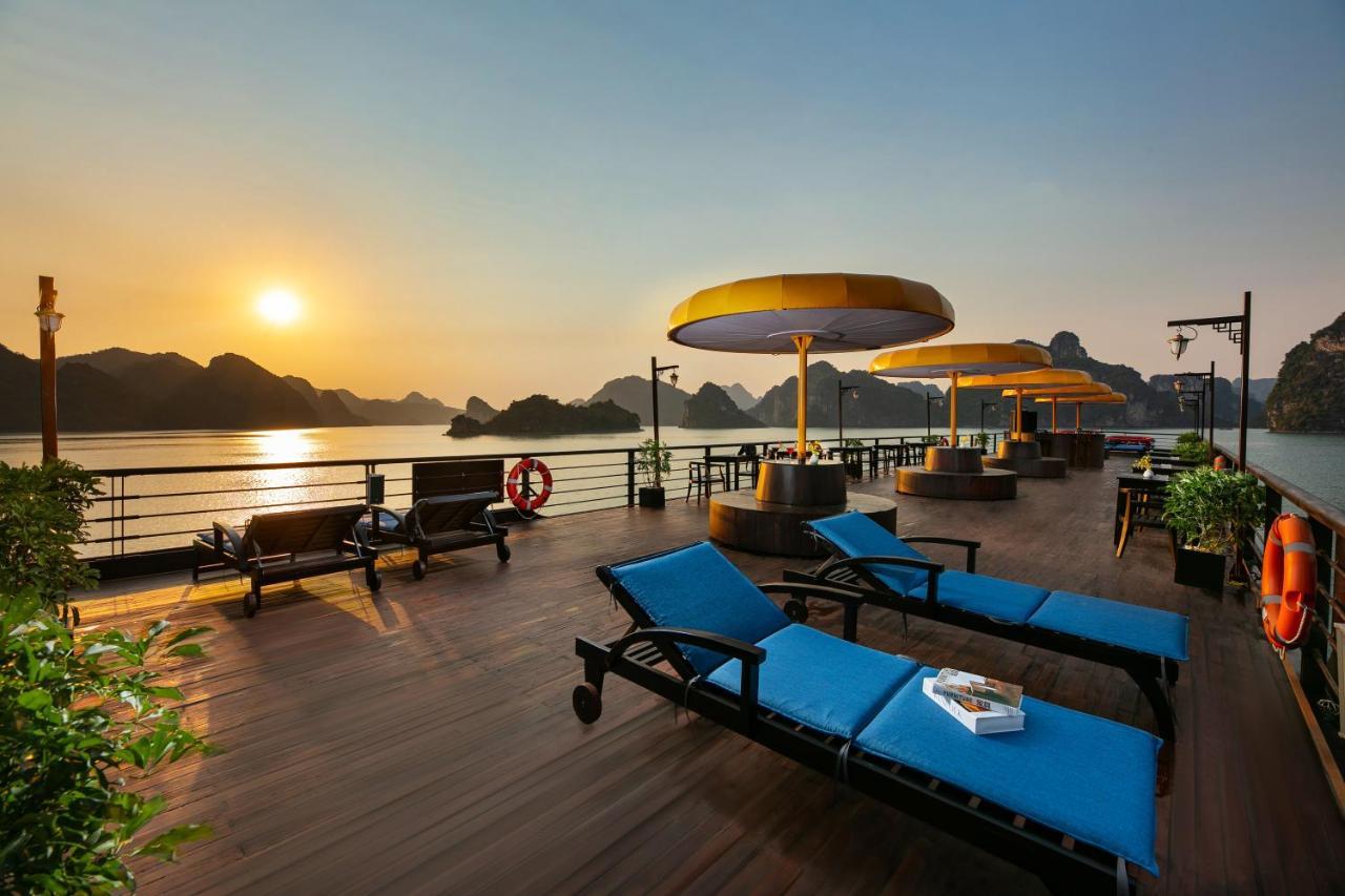 Hotel Nostalgia Halong Cruise Ha Long Zewnętrze zdjęcie